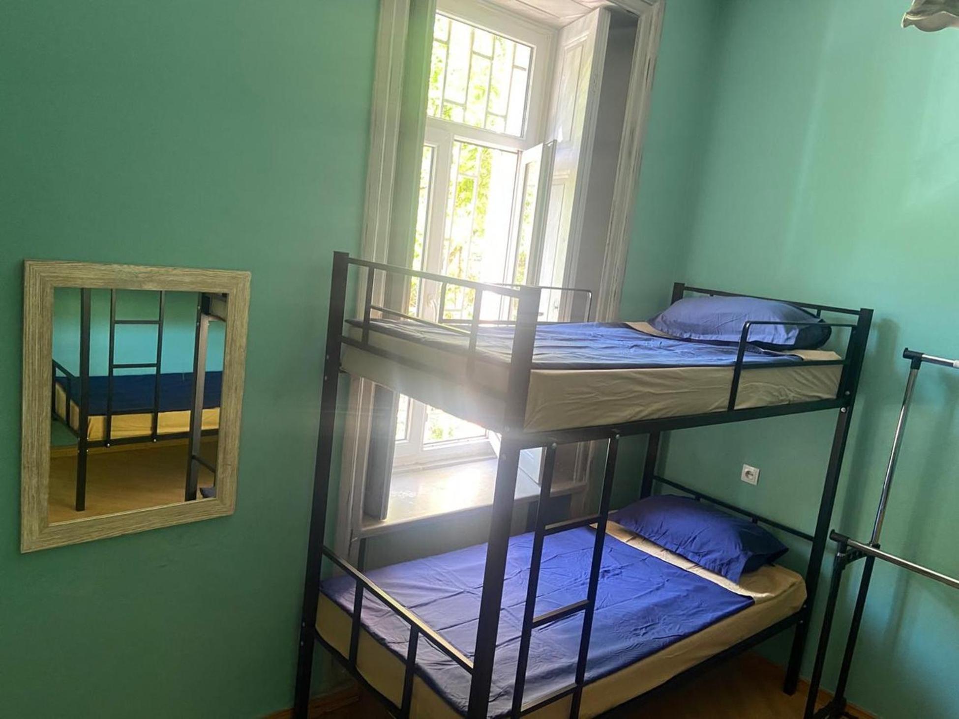 טביליסי J Square Hostel מראה חיצוני תמונה