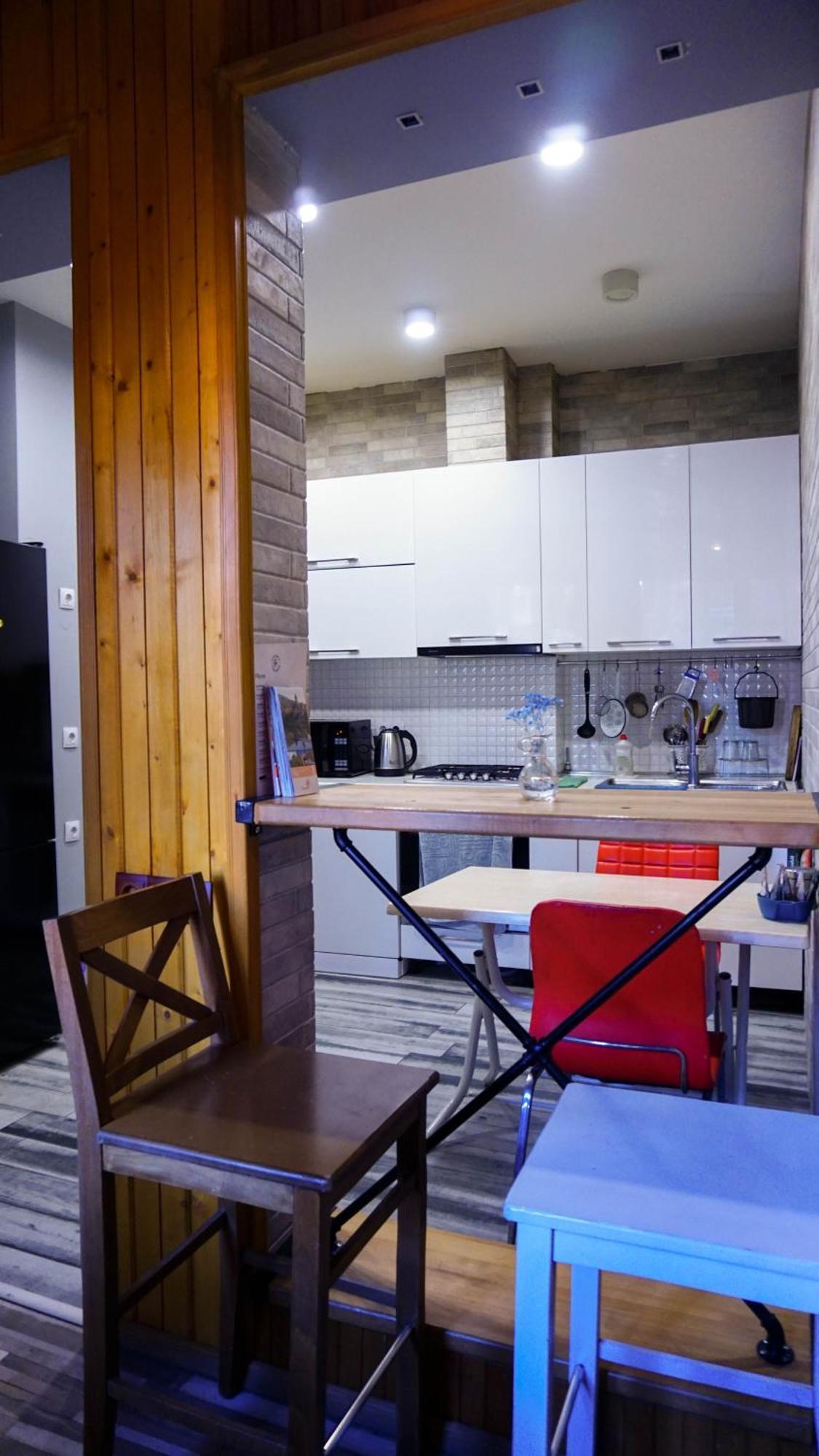 טביליסי J Square Hostel מראה חיצוני תמונה